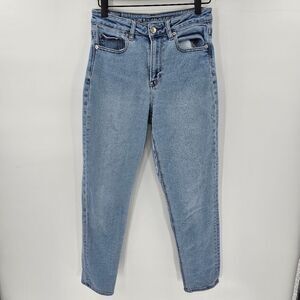 American eagle mom jeans 4 light wash